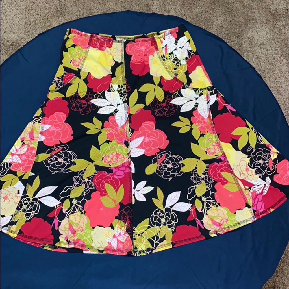 Bold floral below knee skirt